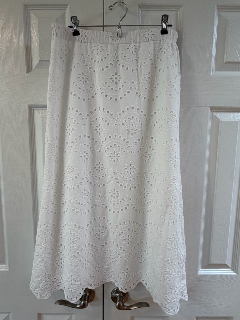 Joie White Eyelet Lined Maxi Skirt with Side Zip Size L